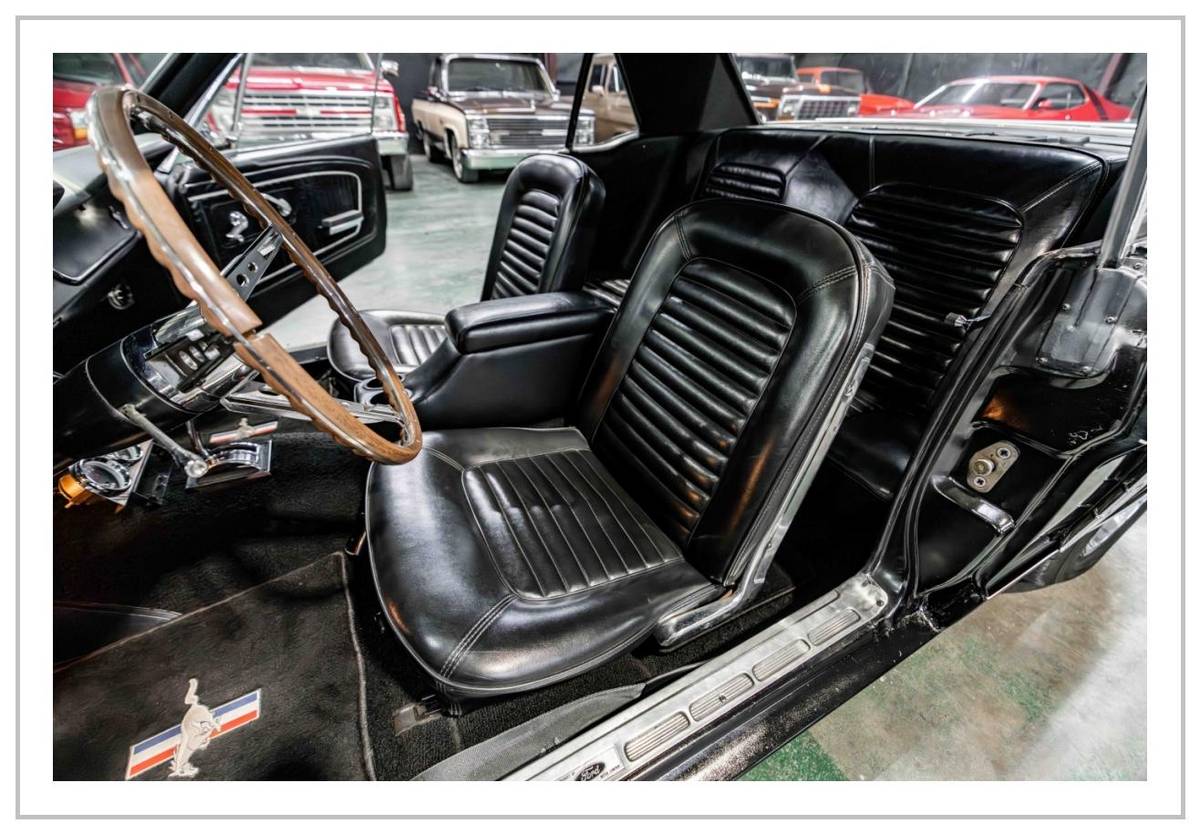 Ford-Mustang-1965-black-2