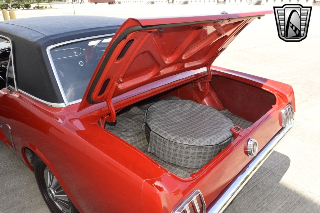 Ford-Mustang-1965-coupe-26