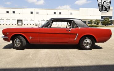 Ford-Mustang-1965-coupe-35