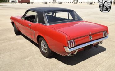 Ford-Mustang-1965-coupe-37