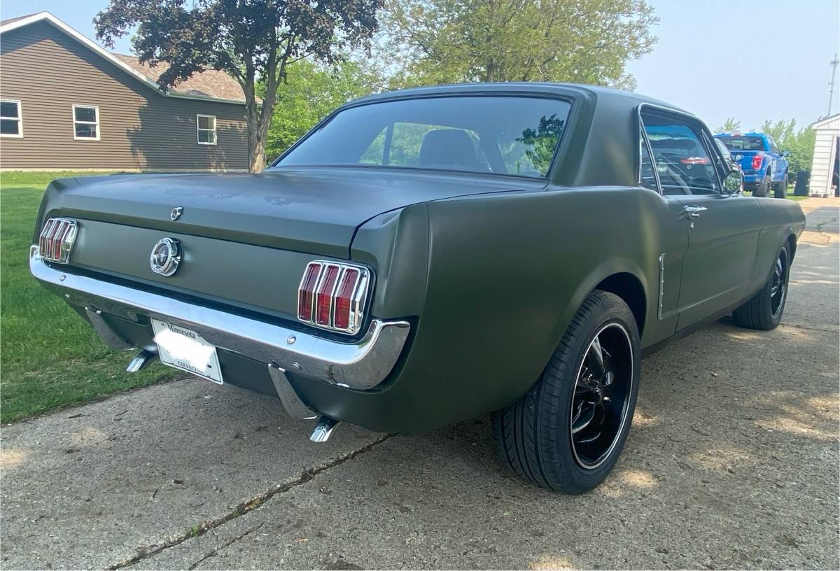 Ford-Mustang-1965-green-11