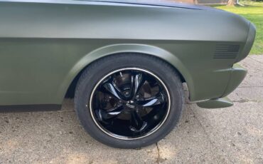 Ford-Mustang-1965-green-5
