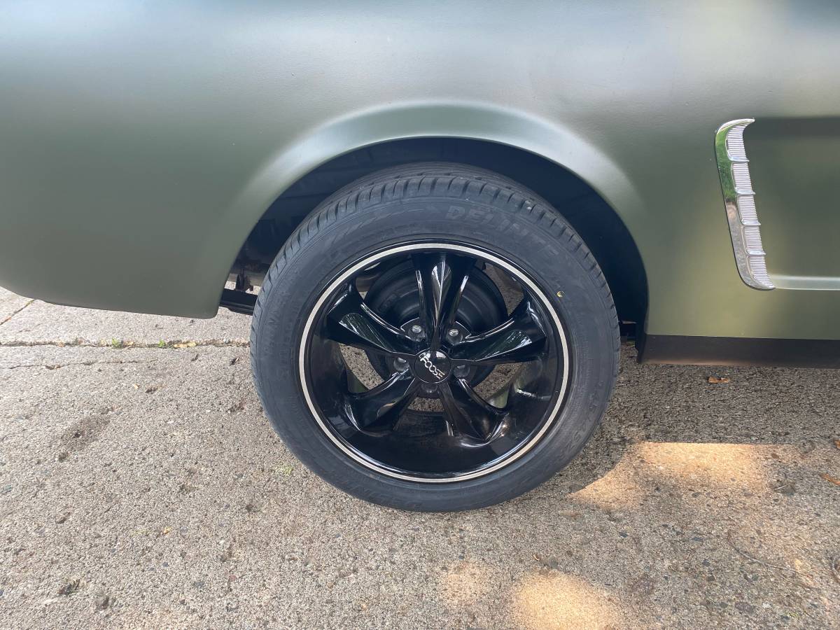 Ford-Mustang-1965-green-6