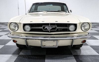 Ford Mustang  1965 white
