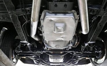 Ford-Mustang-1965-white-21