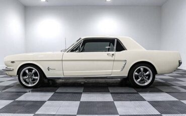 Ford-Mustang-1965-white-23