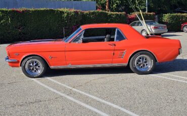 Ford-Mustang-1966-14