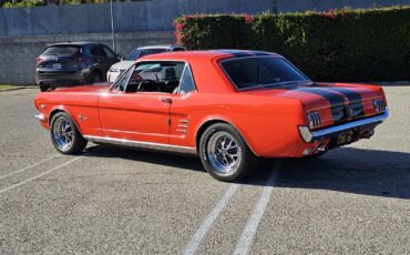 Ford-Mustang-1966-15