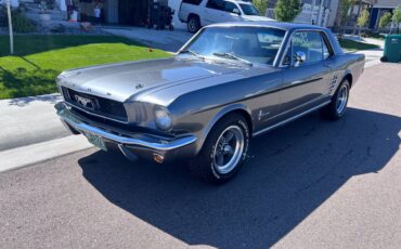 Ford-Mustang-1966-2
