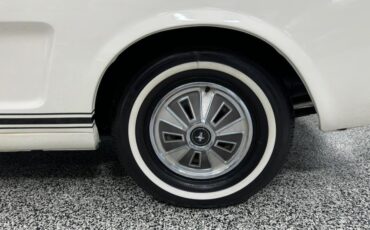 Ford-Mustang-1966-2-Door-Coupe-10