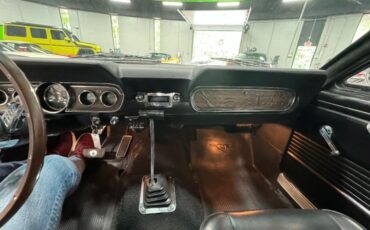 Ford-Mustang-1966-2-Door-Coupe-14