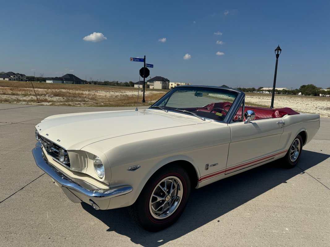 Ford-Mustang-1966-27
