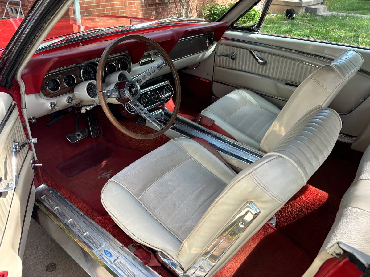 Ford-Mustang-1966-3