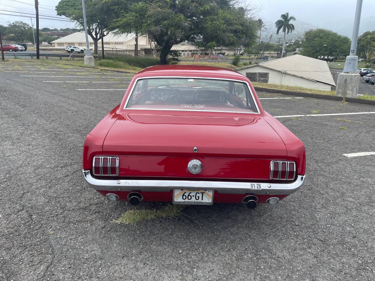 Ford-Mustang-1966-3