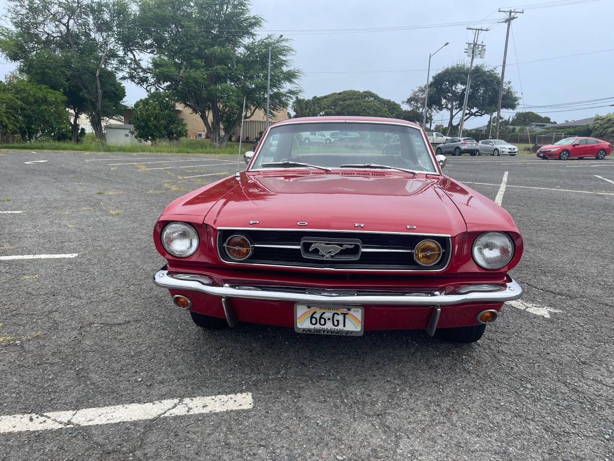 Ford-Mustang-1966-3