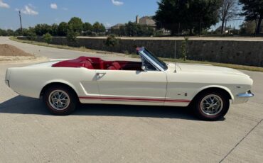 Ford-Mustang-1966-30