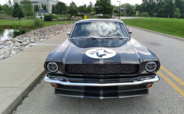 Ford-Mustang-1966-4
