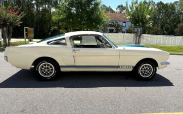 Ford-Mustang-1966-American-Muscle-Car-13