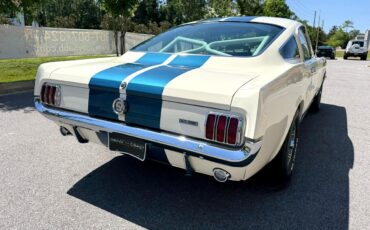Ford-Mustang-1966-American-Muscle-Car-17