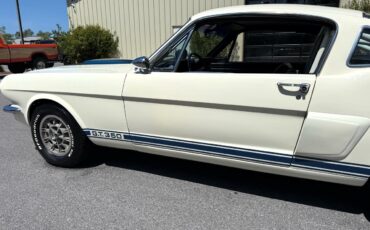 Ford-Mustang-1966-American-Muscle-Car-19