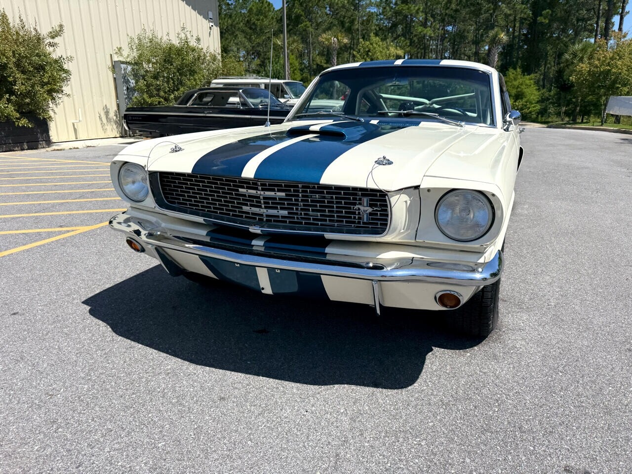 Ford-Mustang-1966-American-Muscle-Car-4