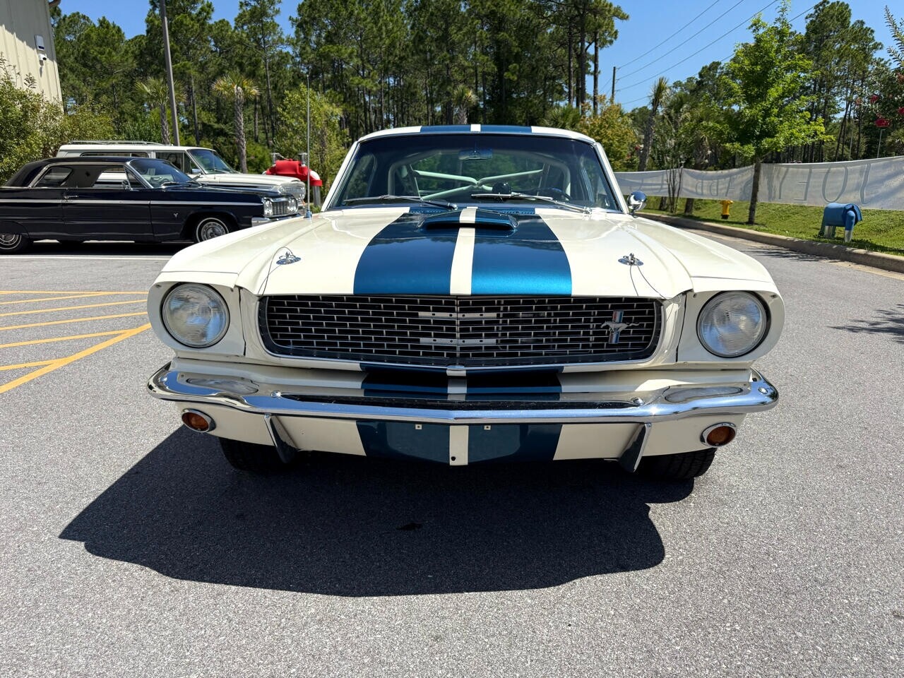 Ford-Mustang-1966-American-Muscle-Car-8