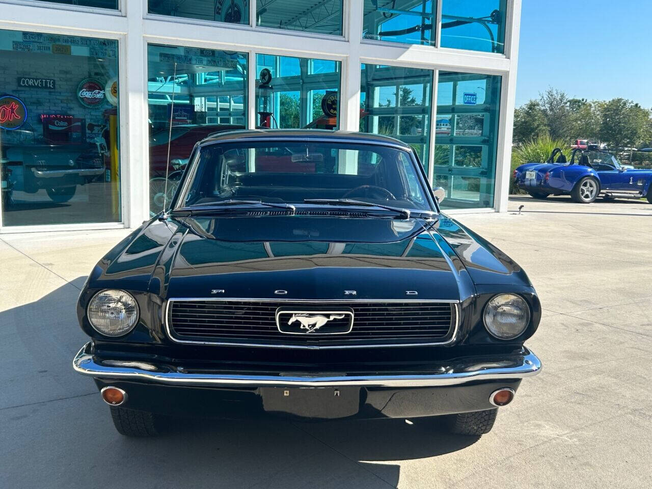 Ford-Mustang-1966-Convertible-1