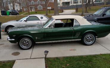 Ford-Mustang-1966-Convertible-1