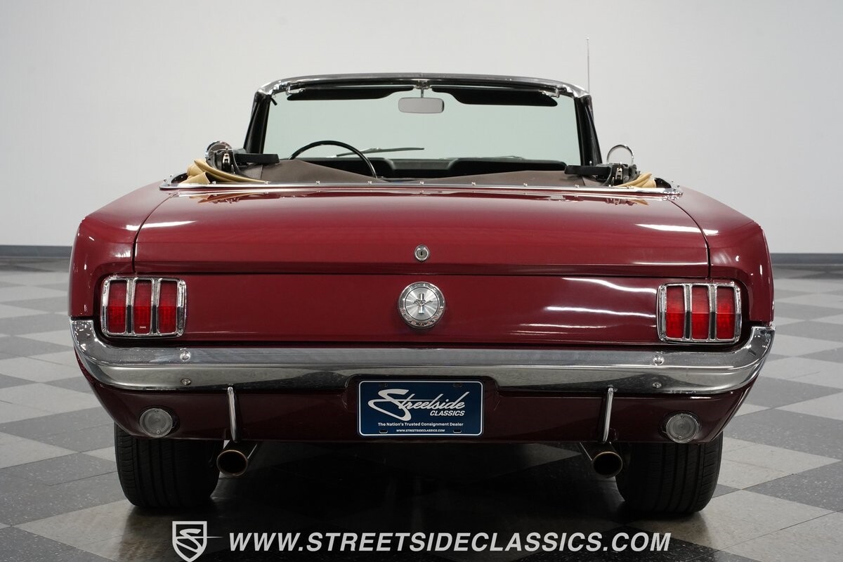 Ford-Mustang-1966-Convertible-10