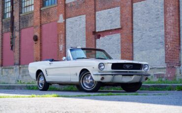 Ford-Mustang-1966-Convertible-10