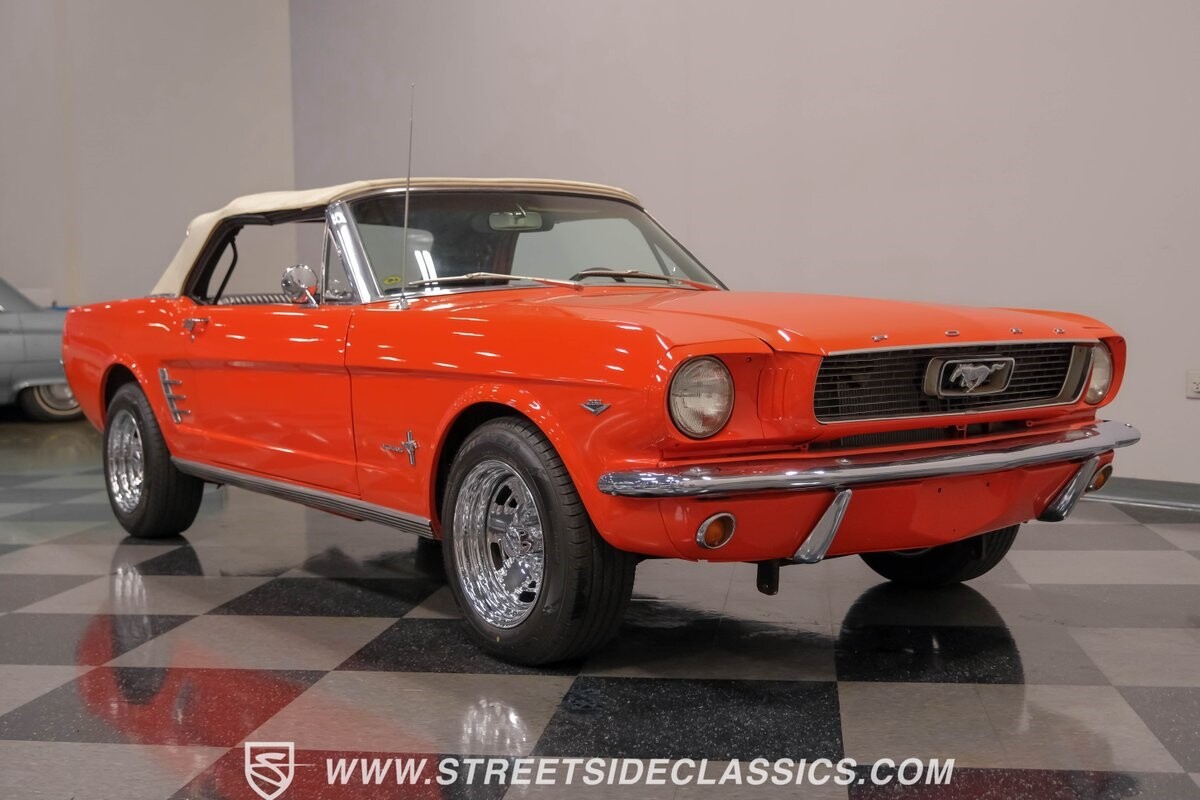 Ford-Mustang-1966-Convertible-12