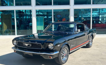Ford-Mustang-1966-Convertible-13