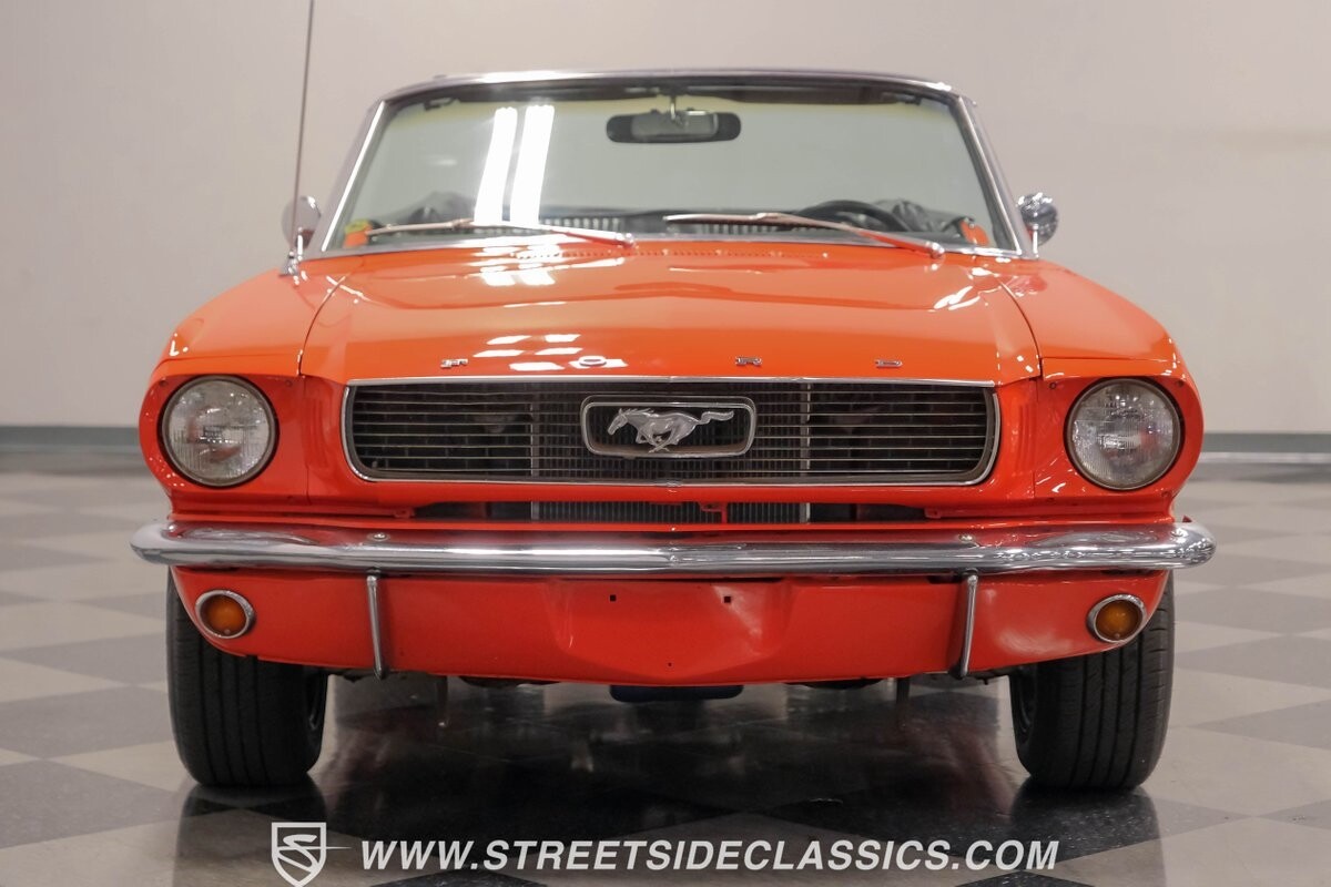 Ford-Mustang-1966-Convertible-13