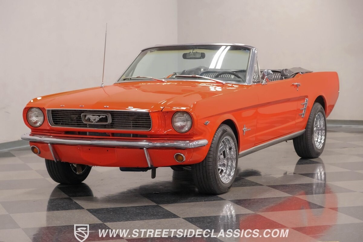 Ford-Mustang-1966-Convertible-14