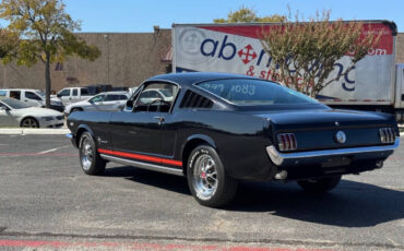 Ford-Mustang-1966-Convertible-15