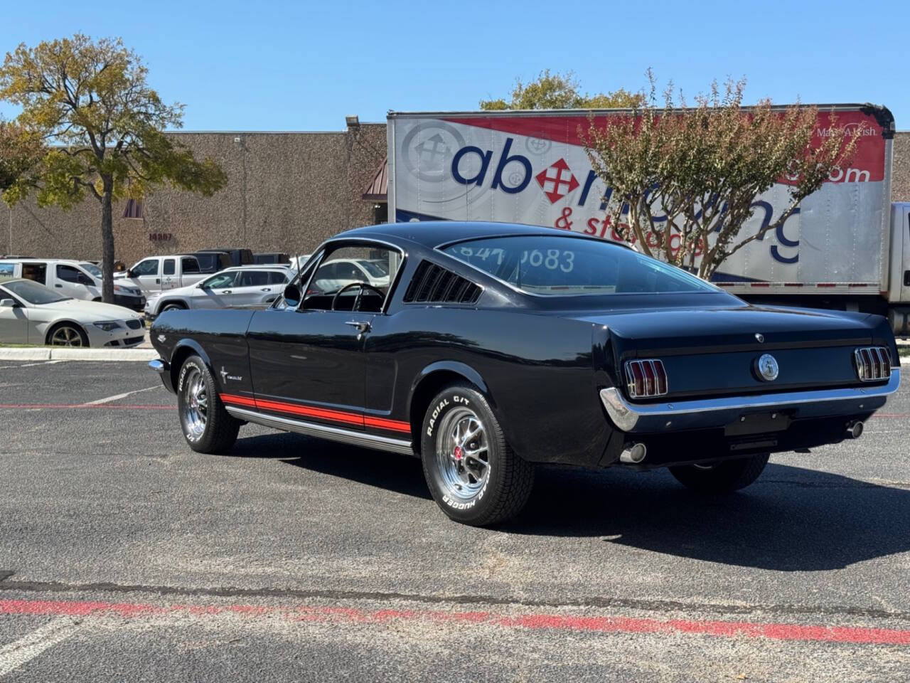 Ford-Mustang-1966-Convertible-15