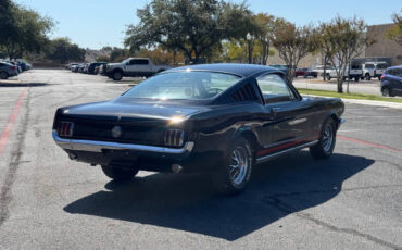 Ford-Mustang-1966-Convertible-17