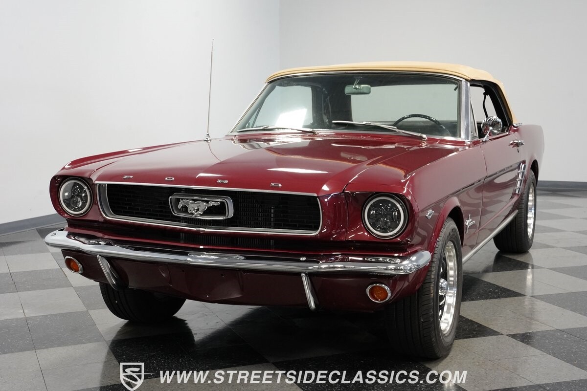 Ford-Mustang-1966-Convertible-18