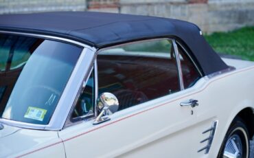 Ford-Mustang-1966-Convertible-18