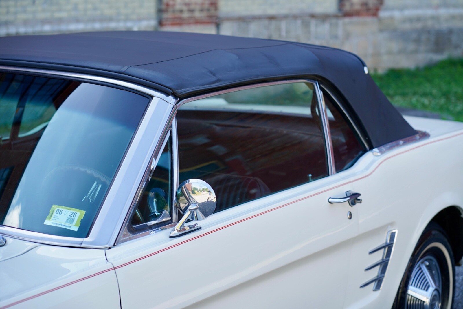 Ford-Mustang-1966-Convertible-18