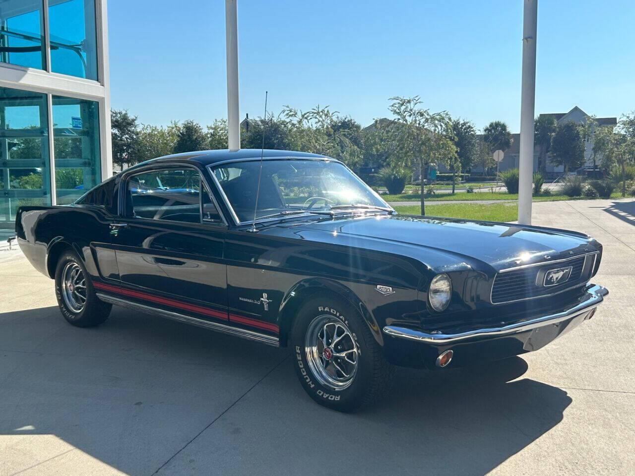 Ford-Mustang-1966-Convertible-2