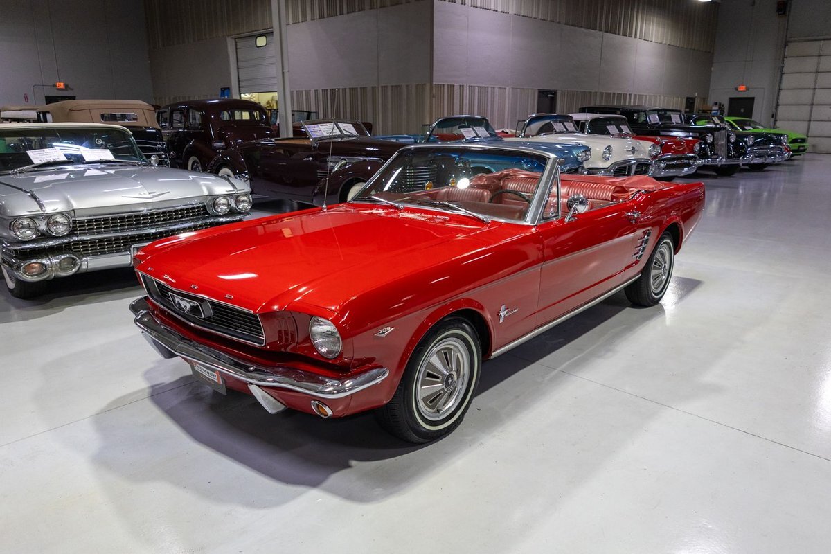 Ford-Mustang-1966-Convertible-20