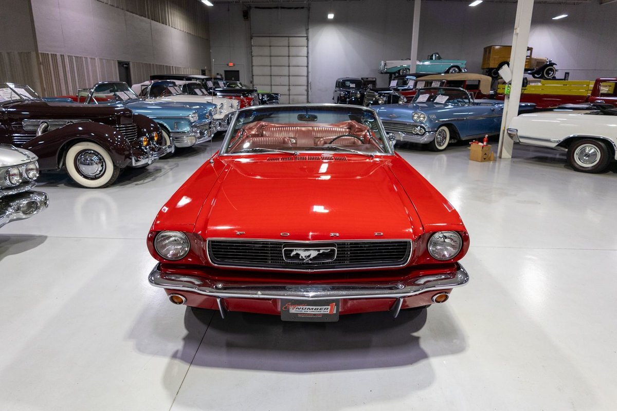 Ford-Mustang-1966-Convertible-21