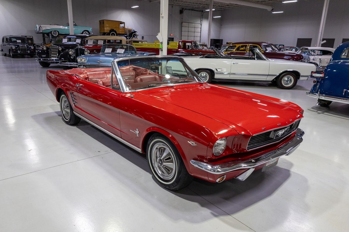Ford-Mustang-1966-Convertible-22
