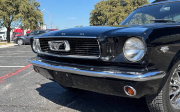 Ford-Mustang-1966-Convertible-23