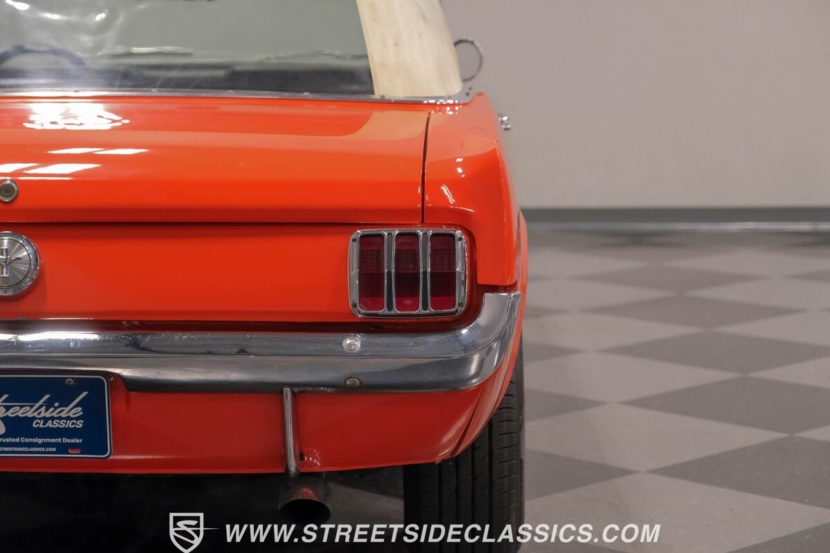 Ford-Mustang-1966-Convertible-24