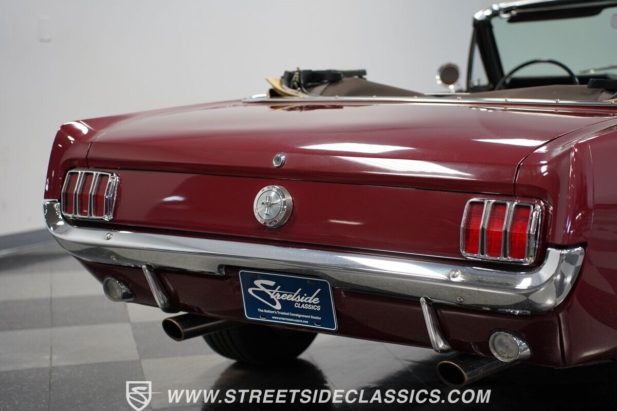 Ford-Mustang-1966-Convertible-26