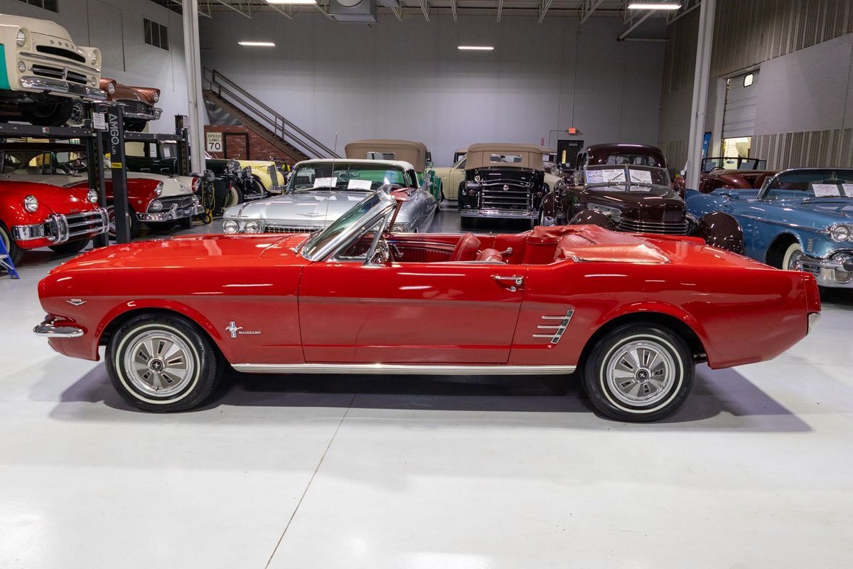 Ford-Mustang-1966-Convertible-27