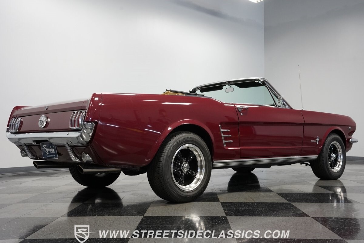 Ford-Mustang-1966-Convertible-27