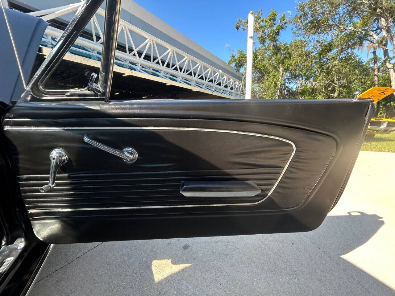 Ford-Mustang-1966-Convertible-28